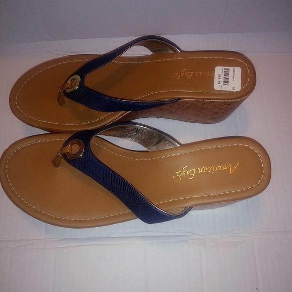 American Eagle Cork wedge Shoes - Picture 3 of 3